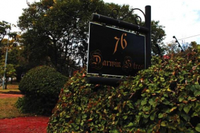 76 Darwin Guesthouse